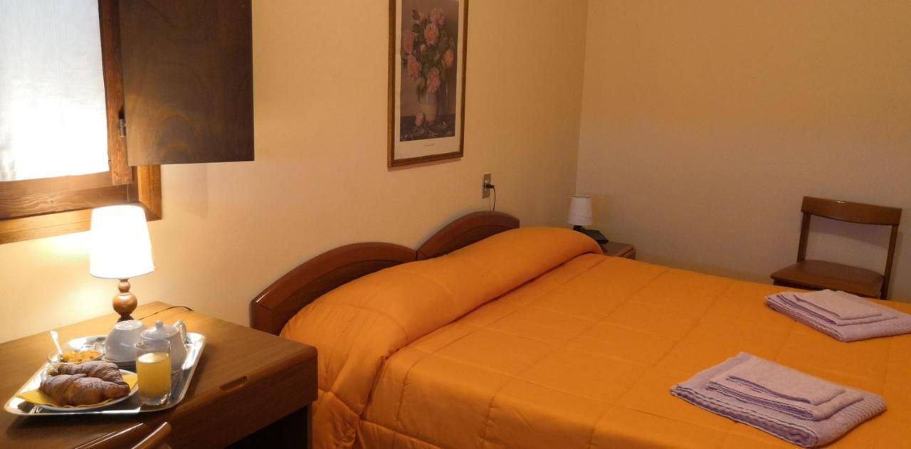 欧雷布中心圣玛丽亚德尔阿尔科度假屋 Cazzago San Martino 外观 照片